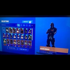 FORTNITE: BLACK KNIGHT WITH MORE OG SKINS (PS4)
